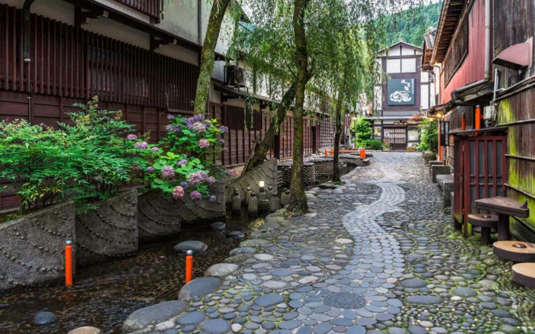 Gujo
