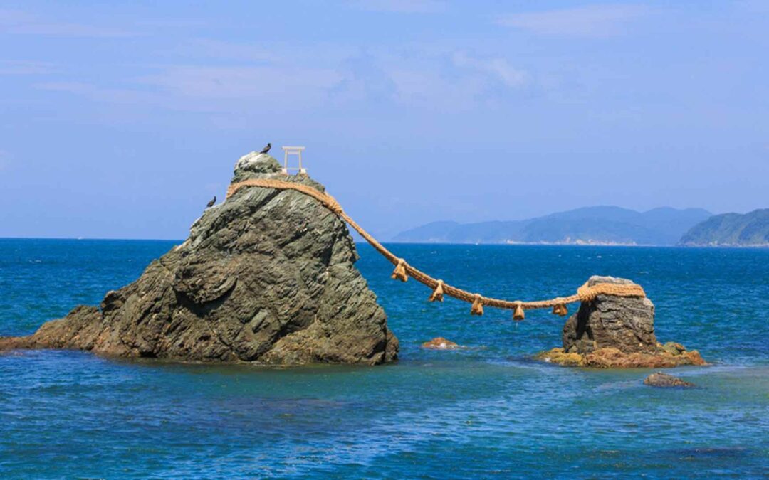 Meoto Iwa